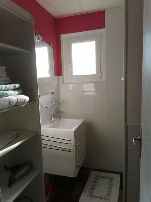 Dependance Au Calme Dans Notre Jardin Villa Saint-Aubin-Des-Preaux Kültér fotó